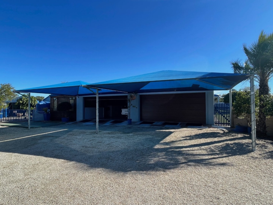 10 Bedroom Property for Sale in Roodefontein AH Western Cape